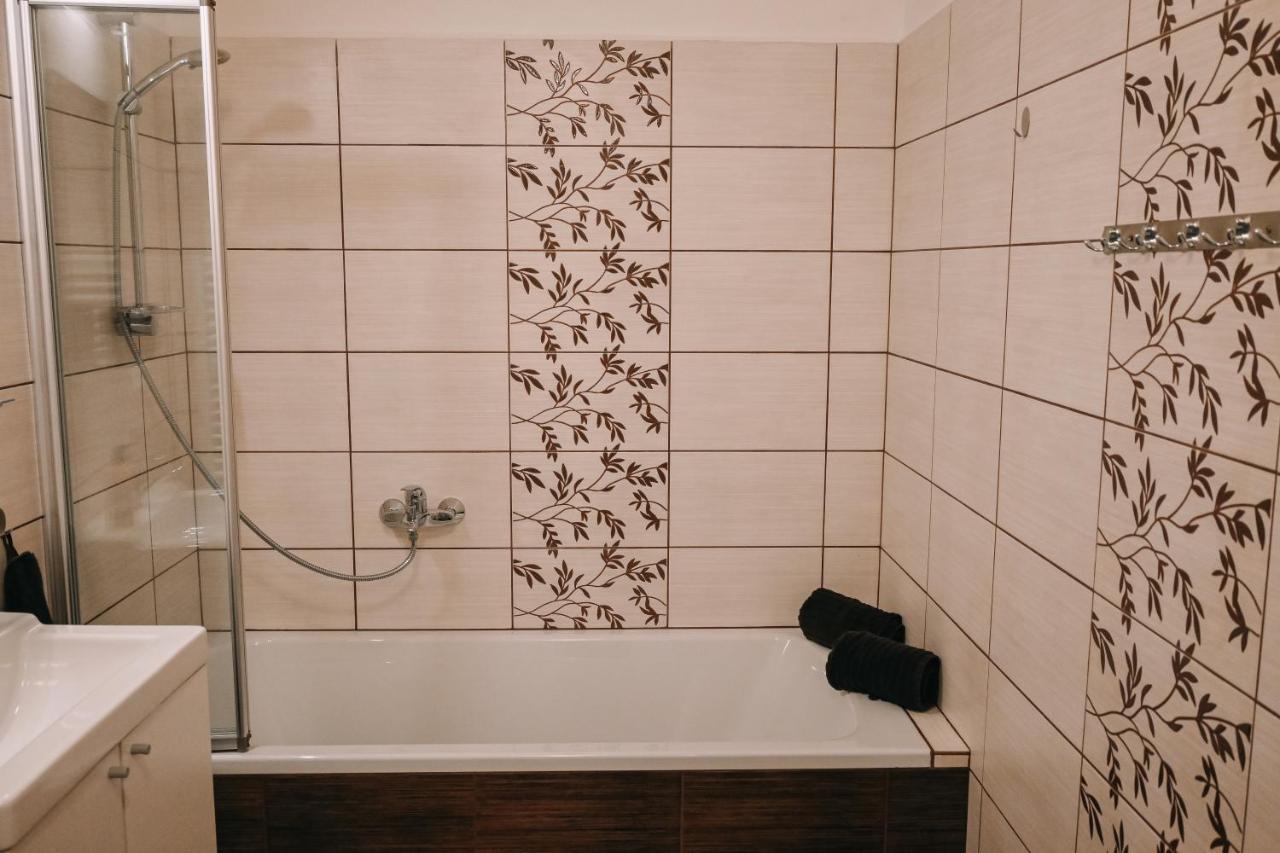 Apartmány u kostela v patře Lipova Lazne Exterior foto